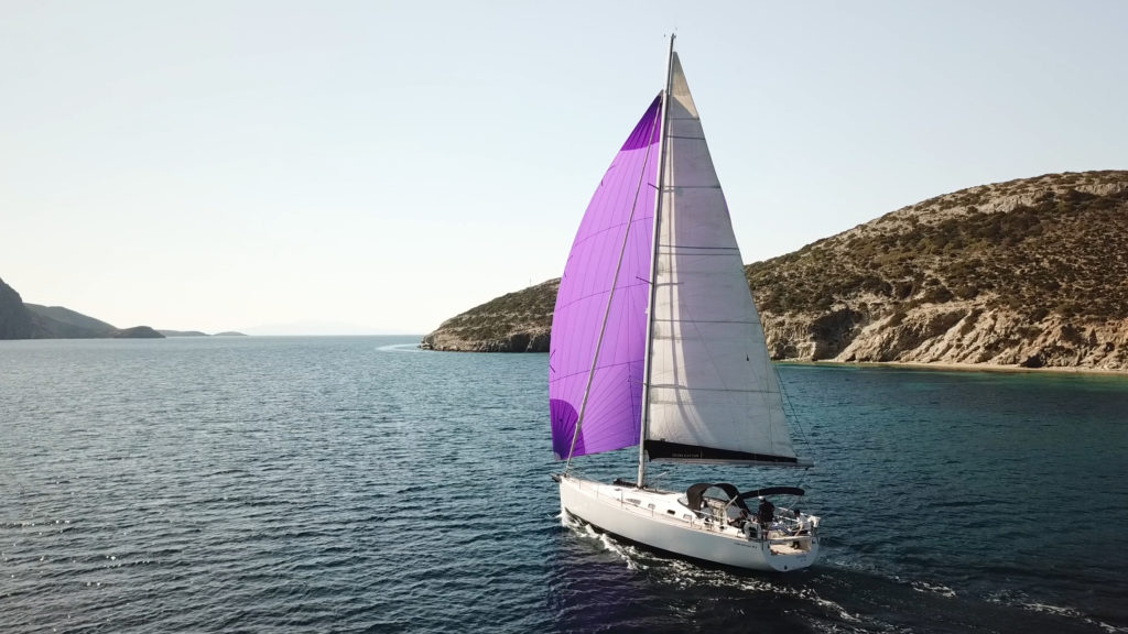 Sousouni sous voiles